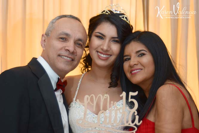 FOTOGRAFIA 15 AÑOS LAURA